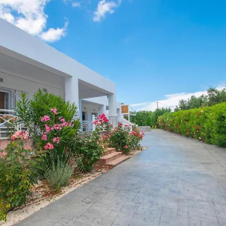 Villa Andreas With Swimming Pool